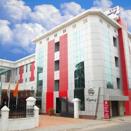 Kpm Regency Hotel Palakkad Luaran gambar